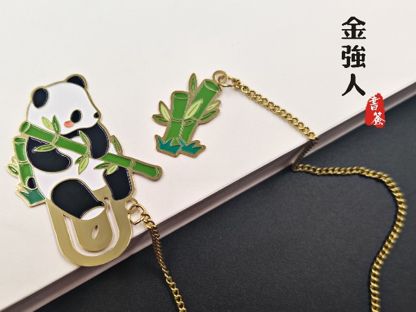 深圳金强人告诉你金属书签有什么特点？